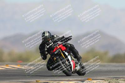 media/Oct-26-2025-Race Pace (Sun) [[c1447ca738]]/Non Verified (1st 20 Minutes of every Hour)/4-Turn 14 (1110am)/